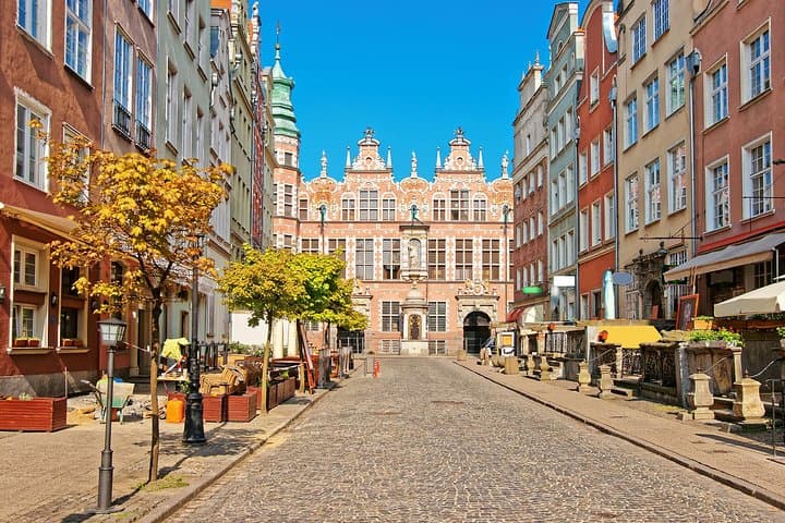 One day, private city tour to Gdansk and Malbork from Warsaw by express train