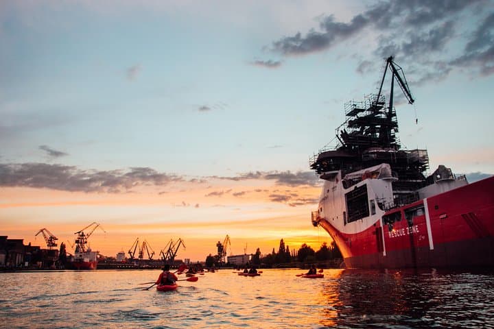 Sunset kayak tour in Gdansk