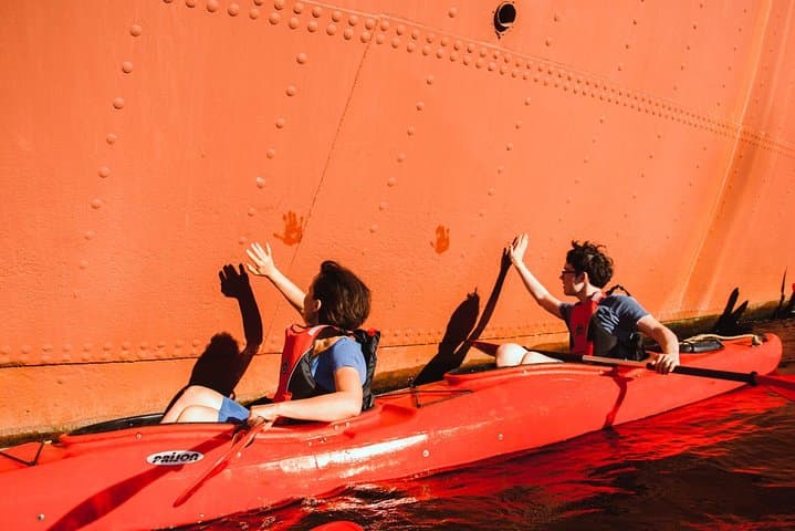 High five with Soldek Ship