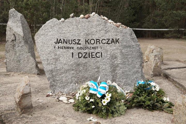Treblinka Death Camp 6 Hour Private Tour from Warsaw