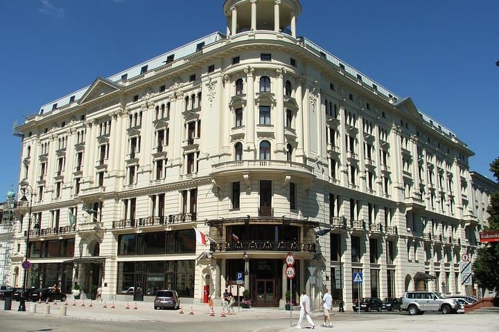 Krakowskie Przedmieście: A self-guided audio tour down this historical street
