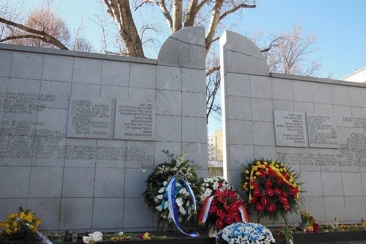 The monument of the Umschlagplatz