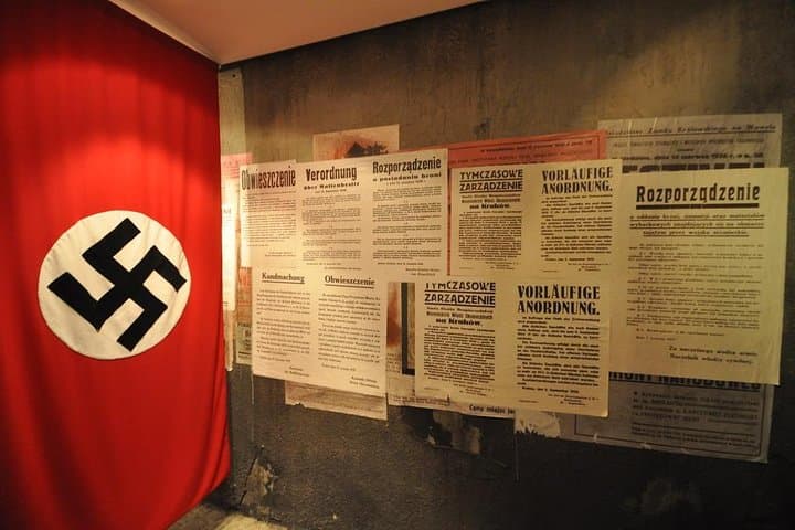 Krakow Private Walking Tour with Schindler's Factory