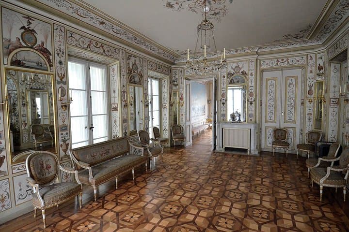 Łazienki Park and Palace Warsaw Private Tour with Tickets