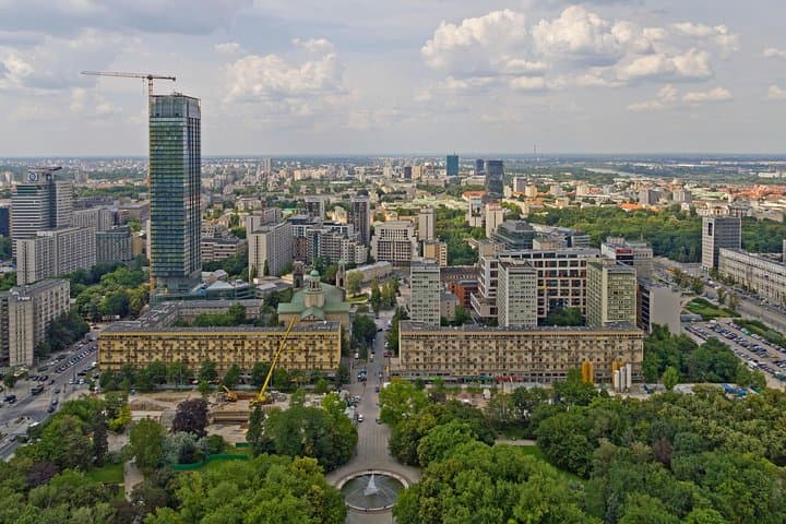 Fast-Track Palace of Culture and Science Warsaw Private Tour