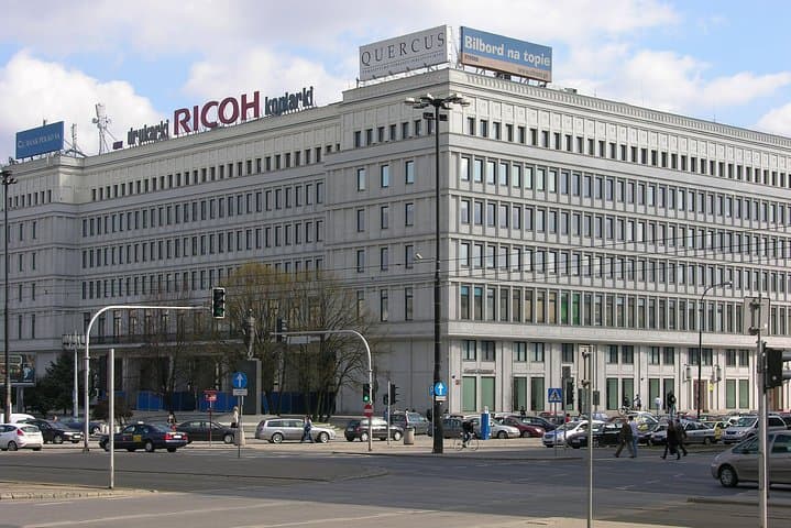 Fast-Track Palace of Culture and Science Warsaw Private Tour