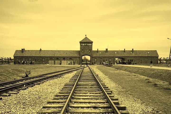 Auschwitz & Birkenau