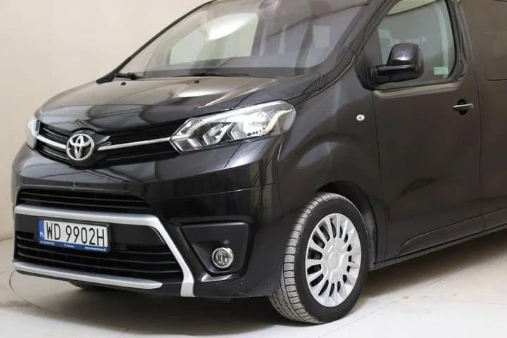 Toyota Proace Verso 8+1
