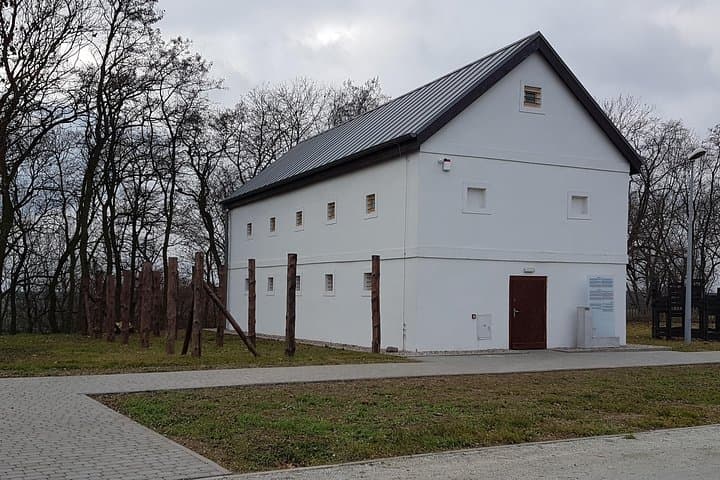 Kulmhof (Chelmno) Tour from Warsaw