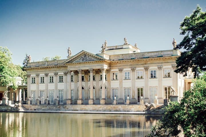 Discover Warsaw’s most Photogenic Spots with a Local