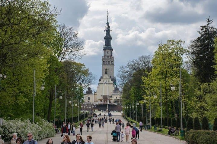 From Krakow: Wadowice and Czestochowa Full-Day Tour