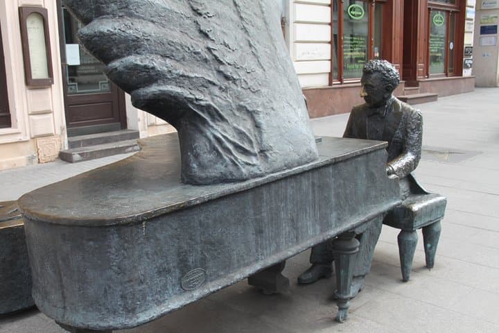 Full-Day Private Historic Guided Tour of Lodz from Warsaw