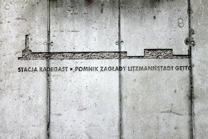 Full-Day Private Historic Guided Tour of Lodz from Warsaw