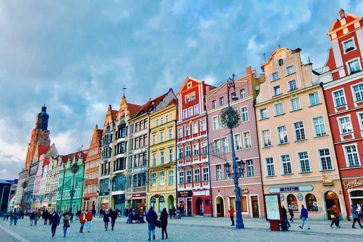 Private Transfer from Działoszyn city to Wroclaw (WRO) Airport
