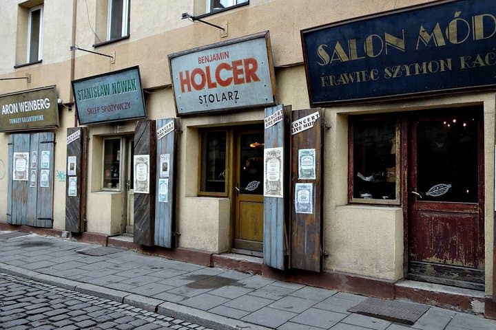 Warsaw to Krakow Private Day Trip with Transport and Guide