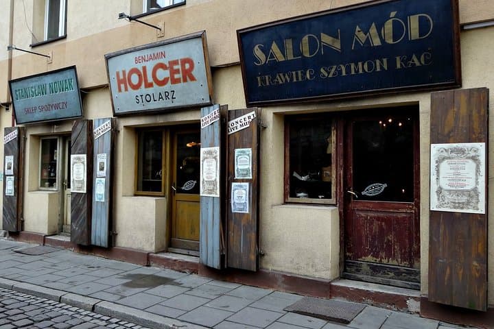 Wroclaw Private Tour to Krakow with Transport and Guide