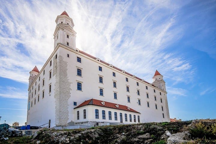 Private 2-Day Tour of Poland and Slovakia from Krakow to Vienna