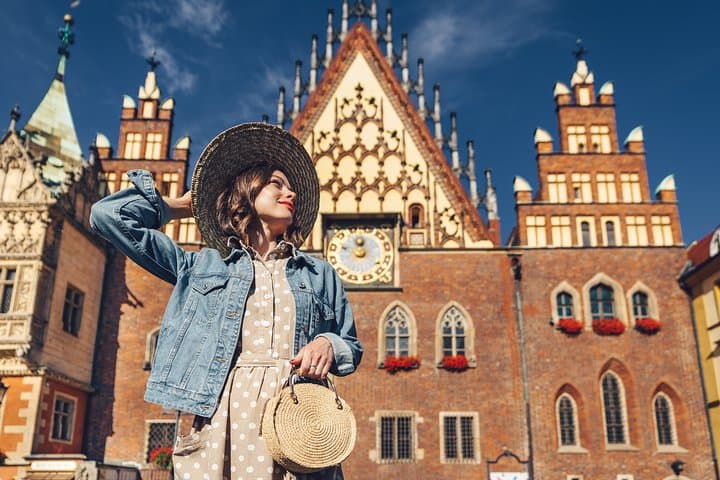 Through Wroclaw with Love: A Romantic Private Tour