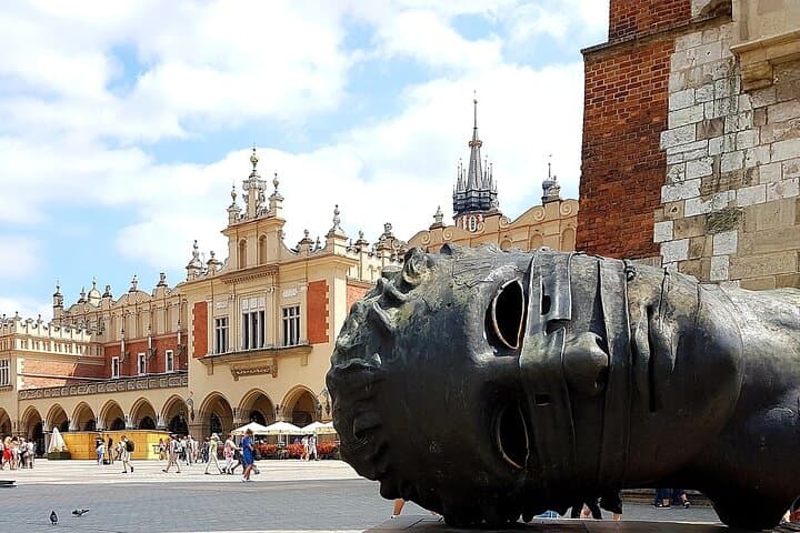 Private arrival OR departure transfer in Krakow (hotel OR airport pick-up)