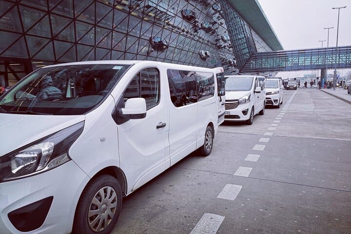 Transfer Krakow Balice Airport - Krakow City