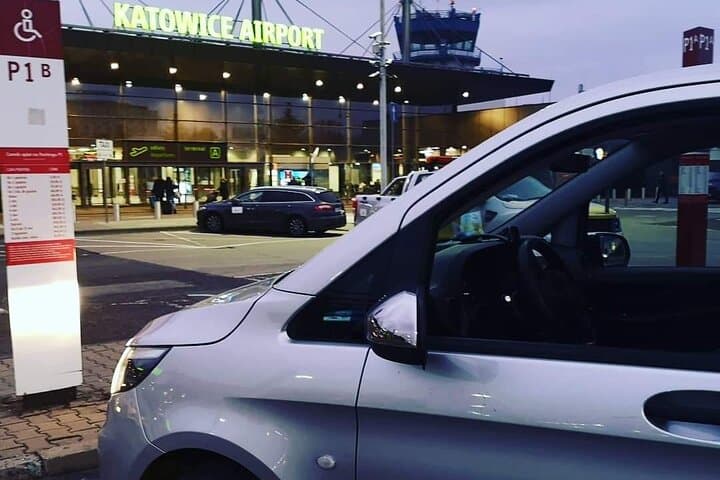 Katowice KTW Airport - Kraków City/KrakówAirport Private Transfer