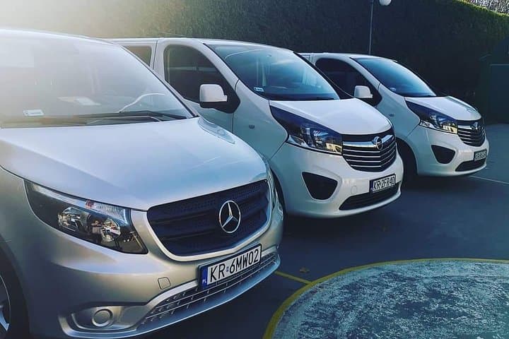 From Wroclaw to Krakow Airport Private Transfer