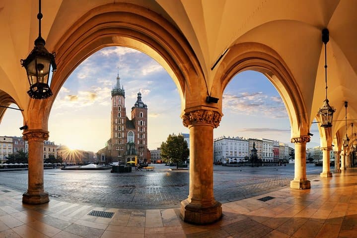 Health resort package: Krakow and Wieliczka