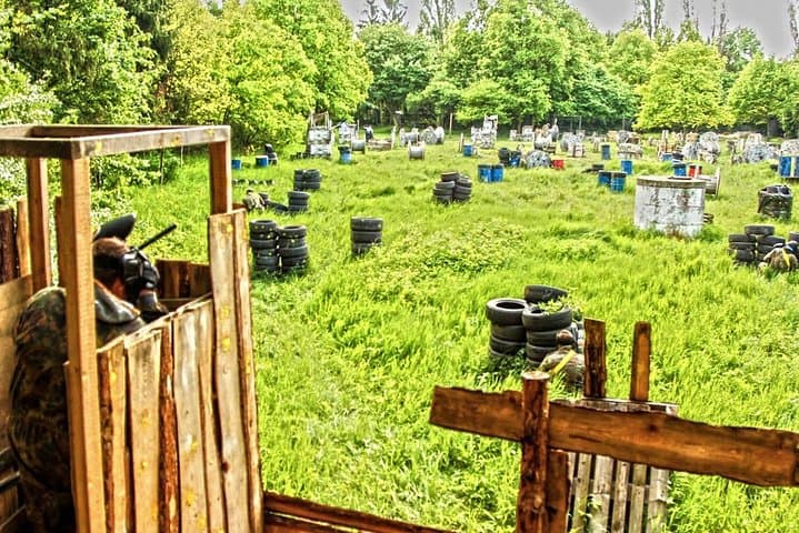Krakow: Outdoor Paintball with Hotel Transfers