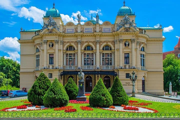 Touristic highlights of Krakow on a Private half day tour with a local