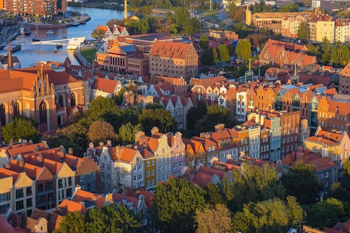 Explore Gdansk in 60 minutes with a Local