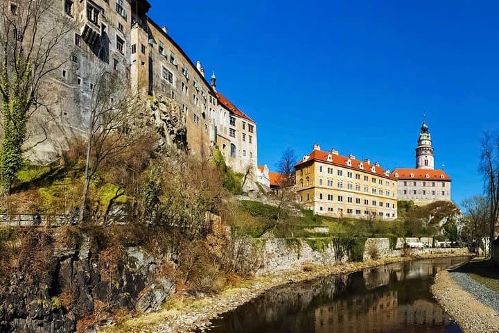 All seasons Baltic tour 21 days from Warsaw; Medieval towns and Teutonic castles