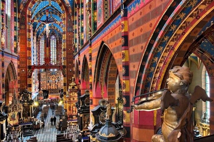 Krakow Small Group Tour from Warsaw with Lunch, Schindler's Factory included