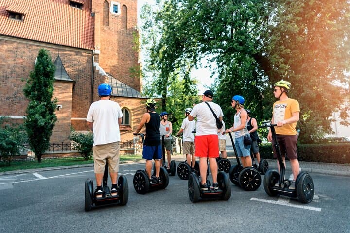 Warsaw: Skyline & Modern City Segway Tour (1.5 Hours)