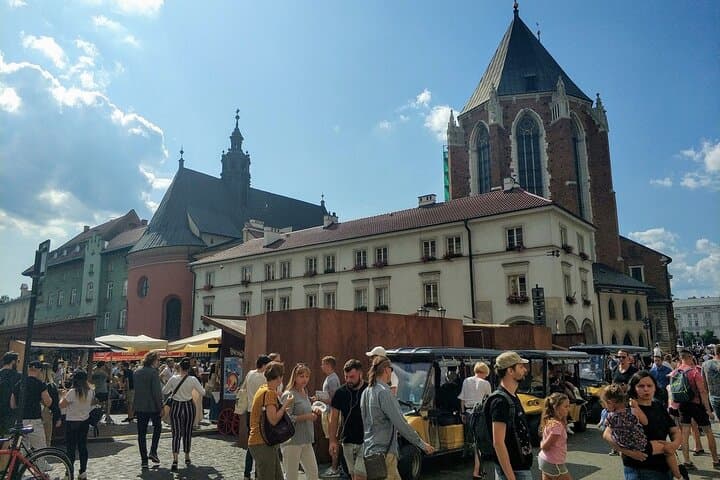 1-Hour Tour to Krakow's Old Town by Electric Golf Cart