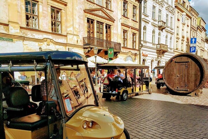 1-Hour Tour to Krakow's Old Town by Electric Golf Cart