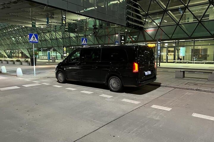 Private Airport Transfer from/to Krakow Balice Airport