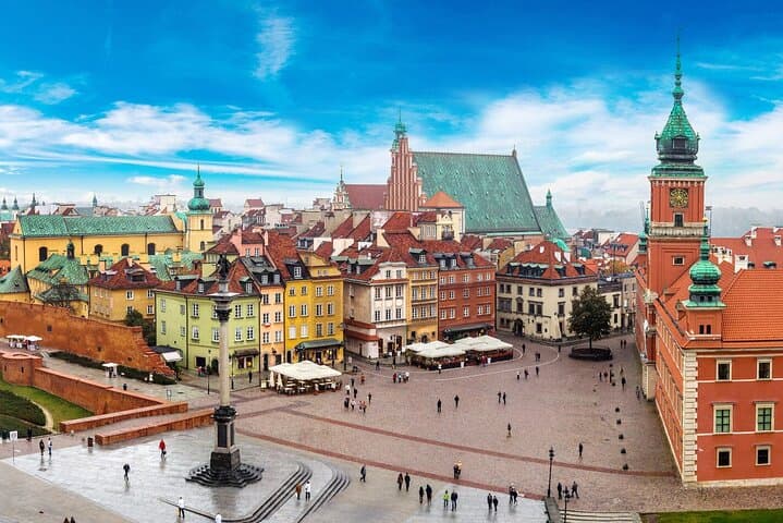 Arrival Transfer: Chopin Airport WAW to Warsaw by Van