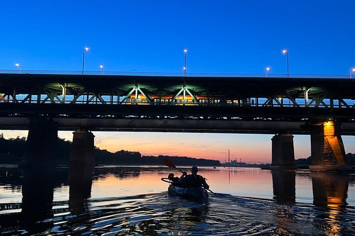 Packrafting / Kayaking Vistula River, Warsaw