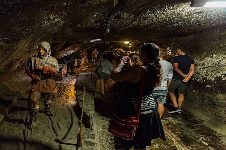 Krakow: Bochnia Salt Mine Tour with Underground Train and Boat