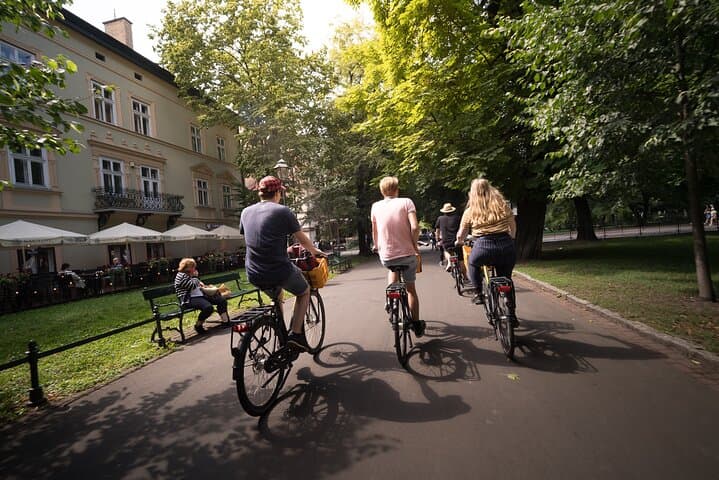 green Krakow - Planty bike lane