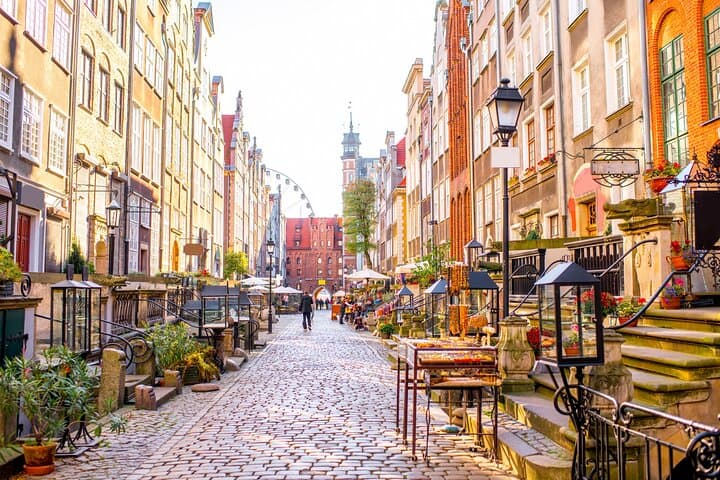 Town Hall and Gdansk Old Town Private Tour with Tickets