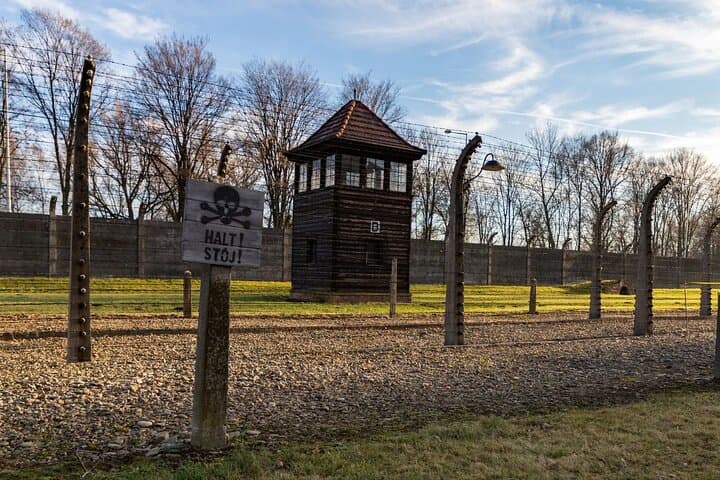 2 Days Tour to Auschwitz and Krakow from Warsaw
