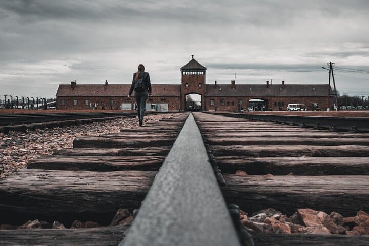 Auschwitz and Birkenau Private Transport from Kraków