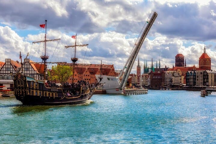 Private Walking Tour in Gdansk Romantic Old Town