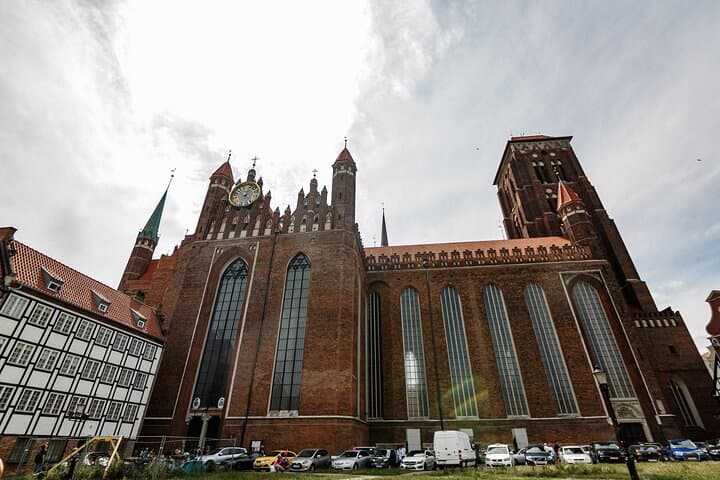 Gdansk Watchmaker's Curse: Self-Guided Mystery Walk