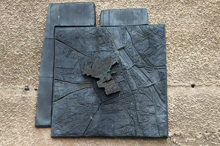 Historical Walking Tour of Jewish Warsaw