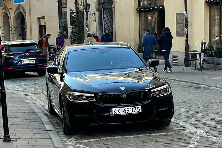Luxury Private Transfer from Krakow to Budapest