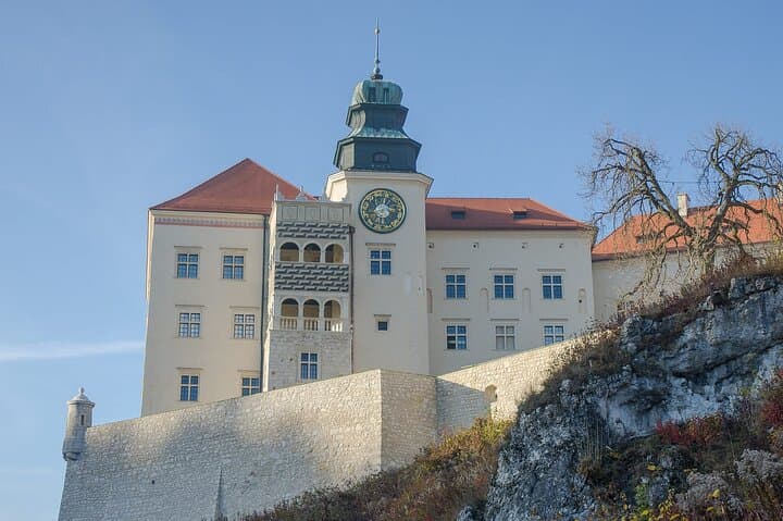Private Guided Tour to Trail of the Eagles Nests from Krakow