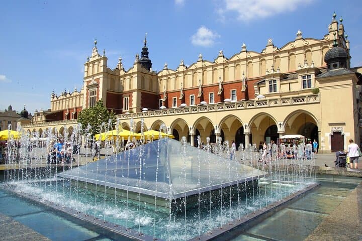 Krakow Old Town, Mary's Church and Rynek Underground Guided Tour