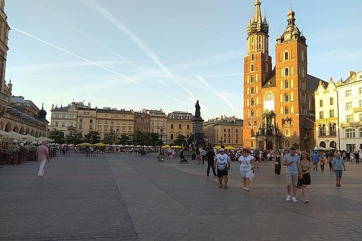 Historic Krakow : Old Town & Wawel Castle Walking tour